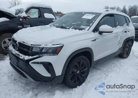 2022 Volkswagen Taos 1.5T Se z USA, uszkodzony, nr VIN 3VVWX7B21NM044124